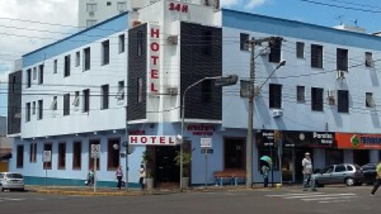 Erechim Hotel Bagian luar foto